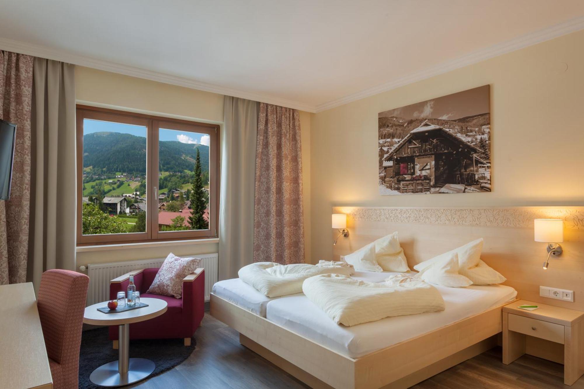 Family & Sporthotel Kaerntnerhof Bad Kleinkirchheim Exterior foto